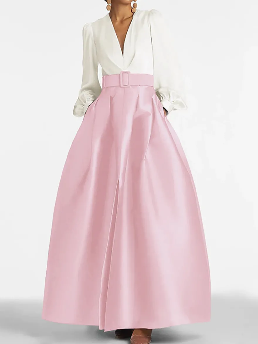 Robe de soirée princesse décolleté en V manches longues fermeture éclair ceinture en satin.