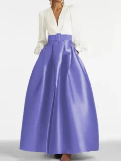 Robe de soirée princesse décolleté en V manches longues fermeture éclair ceinture en satin.
