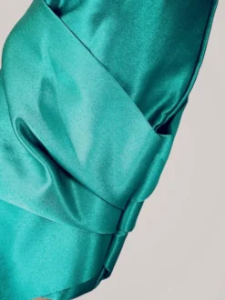 Robe de soirée trapèze col en v manches 3/4 fermeture éclair tissu satiné plissé robes de concours sociaux