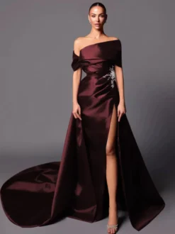 Robe de soirée trapèze à épaules dénudées avec traîne sans manches à lacets en tissu satiné plissé Robes de concours sociales
