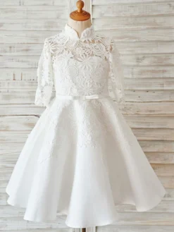 Robe fille de fleur ivoire en satin col haut demi-manche en dentelle décoré de noeud robe fille cérémonie