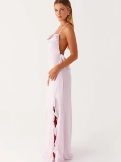 Robe longue dos nu à volants pour femme - Robe sans manches à bretelles et col bénitier ornée d'une fleur 3D - Soirée de gala d'été 2026