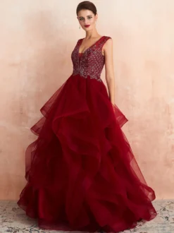 Robe mariée bordeaux col v plongeat dos transparent décoré de pailletes jupe évasée en tulle Robe de mariée