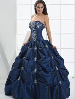 Robe mariée bustier broderie dos nu à laçage jupe à plis longueur au sol Robe de mariée