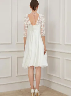 Robe mariée courte col en forme de coeur demi-manche en dentelle dos en V Robe de mariage simple