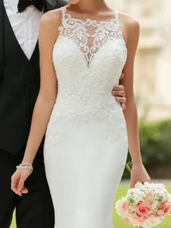 Robe mariée simple col bateau en dentelle dos transparent boutonnée à traîne robe de mariage