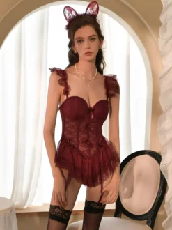 Robe mini nuisette à épaules dénudées corset en dentelle à volants et dos nu lingerie de nuit