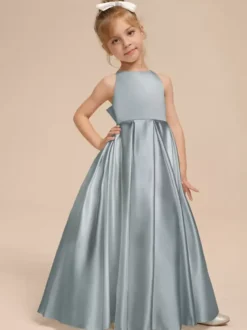 Robes de demoiselle d'honneur blanches en tissu satiné ivoire sans manches à col en V