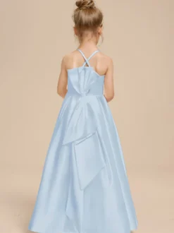 Robes de demoiselle d'honneur blanches en tissu satiné ivoire sans manches à col en V