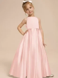 Robes de demoiselle d'honneur blanches en tissu satiné ivoire sans manches à col en V