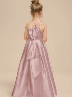 Robes de demoiselle d'honneur blanches en tissu satiné ivoire sans manches à col en V