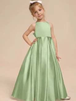Robes de demoiselle d'honneur blanches en tissu satiné ivoire sans manches à col en V