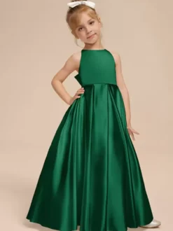 Robes de demoiselle d'honneur blanches en tissu satiné ivoire sans manches à col en V