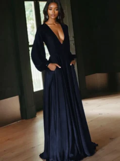 Robes de mariée noires Robe de soirée manche longue dos nu à traîne
