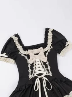 Robes Lolita classiques gothiques douces à lacets et volants à blocs de couleurs noires