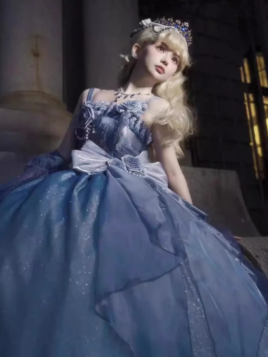 Robes Lolita féeriques bleues à nœuds fleuris scintillants robes Lolita longues
