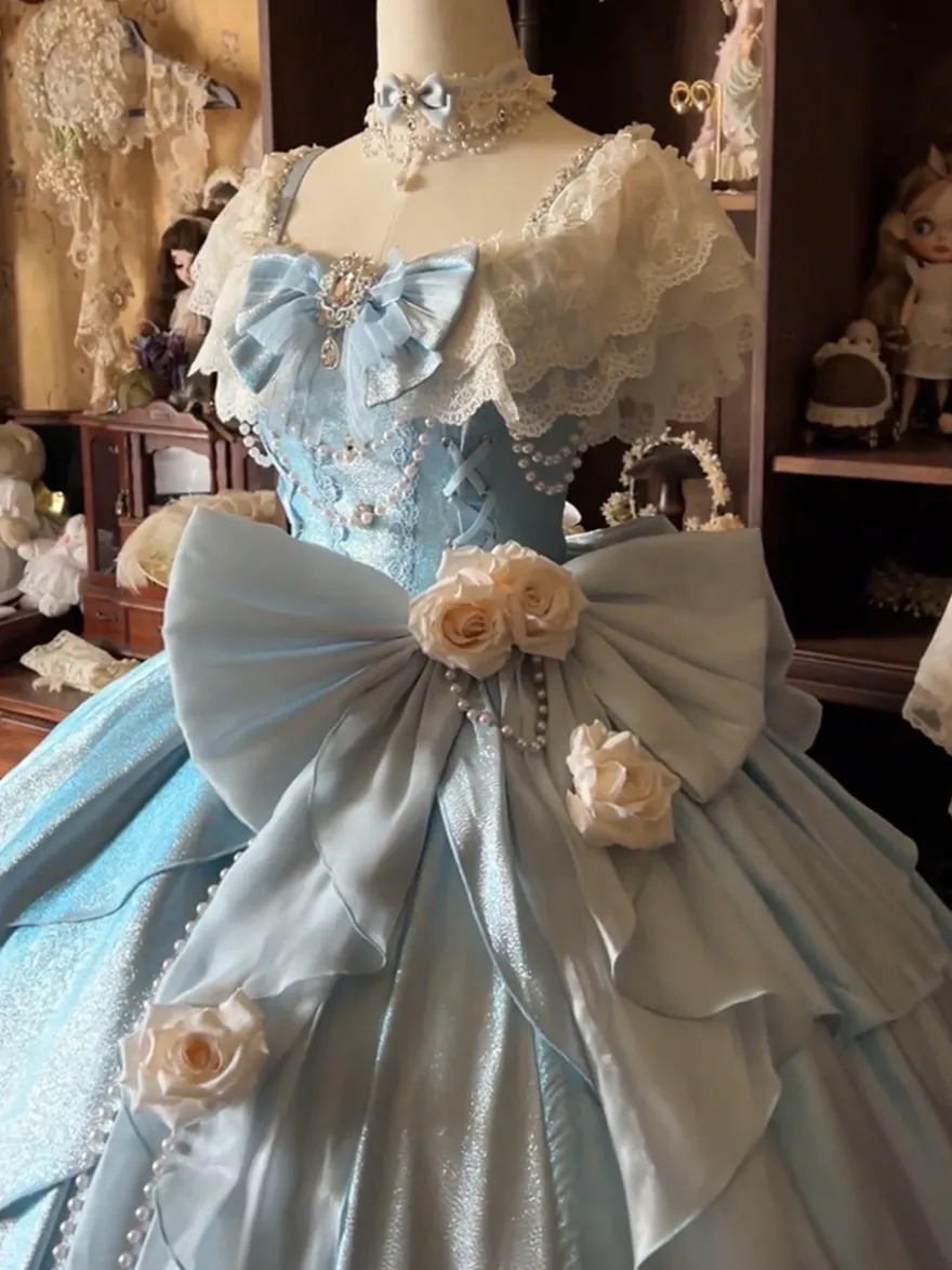 Robes Lolita féeriques bleues à nœuds fleurs et volants longues robes Lolita en dentelle