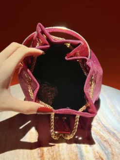 Sac bandoulière de mariée en forme de coquillage irrégulière entièrement orné de strass pochette de soirée rigide avec chaîne amovible