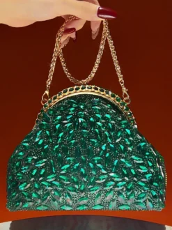 Sac bandoulière de mariée en forme de coquillage irrégulière entièrement orné de strass pochette de soirée rigide avec chaîne amovible