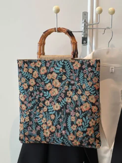 Sac cabas vintage à imprimé floral et anses en bambou grande capacité en toile porté épaule.