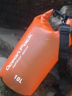 Sac étanche 10L semi-transparent en PVC à fermeture enroulable format océan