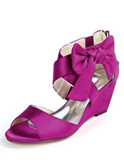 Sandales de mariée rouge en satin décoré de noeud chaussures de mariage rouge