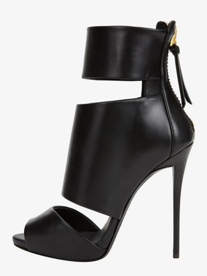 Sandales noires à talons hauts bout ouvert brides et talons aiguilles