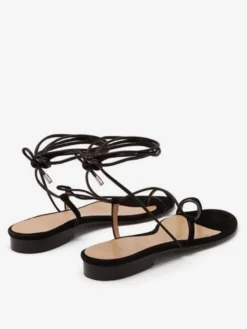 Sandales plates noires à lacets et bout ouvert pour femme