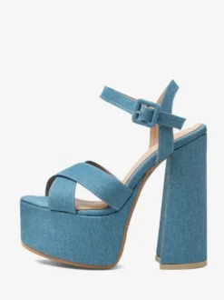 Sandales à talons hauts en denim bleu bout ouvert talon compensé