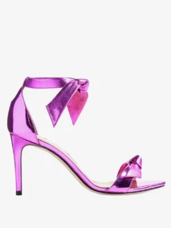 Sandales à talons hauts métallisées à bout ouvert et nœud pour femmes idéales pour les bals de fin d'année.