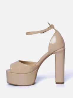 Sandales à talons hauts nude à plateforme et bout ouvert avec bride à la cheville pour soirées et bals de fin d'année