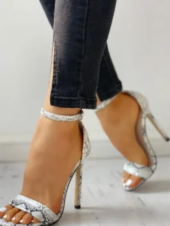 Sandales à talons hauts pour femmes en peau de serpent à bout ouvert avec bride à la cheville