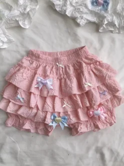 Short Lolita évasé rose avec nœuds et volants