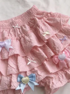 Short Lolita évasé rose avec nœuds et volants
