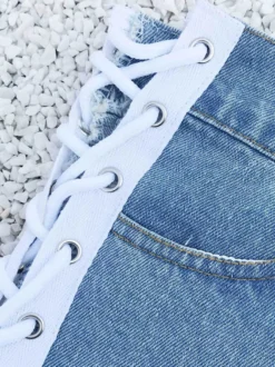 Shorts Femmes en Denim à Lacets Déchirés Moulants avec Franges Fermeture avec Bouton et Zip avec Poches Unicolore Sexy Pantalons Courts