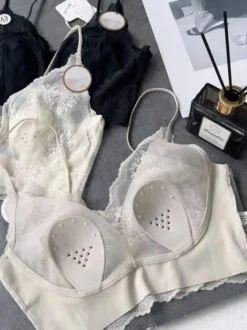 Soutien-gorge court en dentelle sans armatures lingerie transparente à fines bretelles