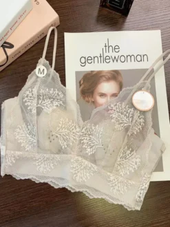 Soutien-gorge court en dentelle sans armatures lingerie transparente à fines bretelles