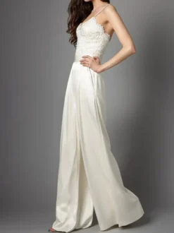 Tenue mariage femme combinaison mariée ivoire à fine bretelle zip sur dos