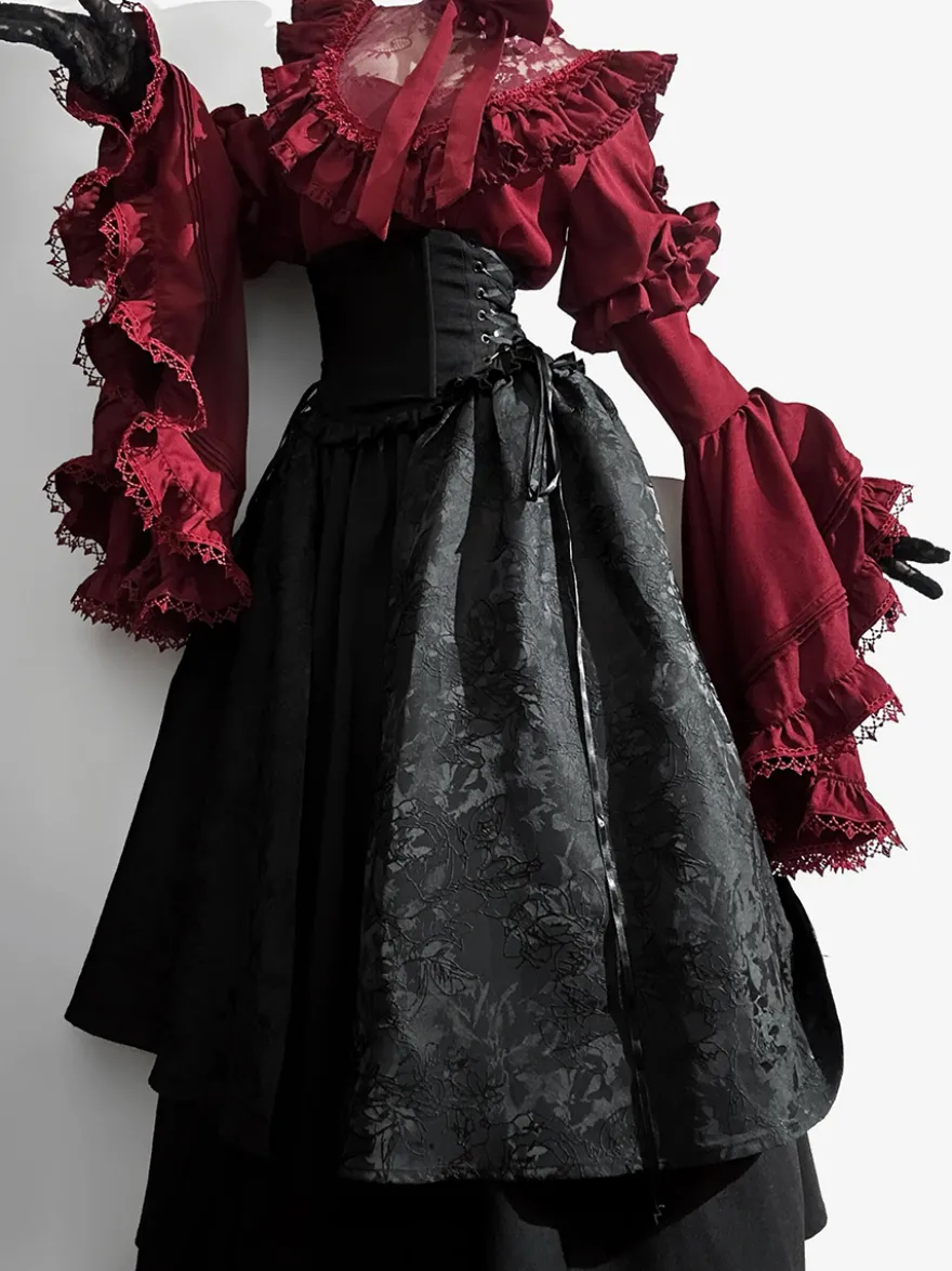 Tenues gothiques Lolita en dentelle à volants chemisier à manches longues et jupe noire ensemble deux pièces