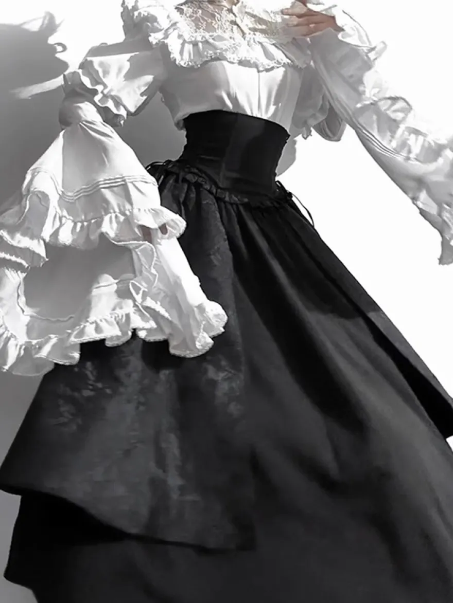 Tenues gothiques Lolita en dentelle à volants chemisier à manches longues et jupe noire ensemble deux pièces