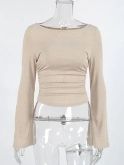 Top beige côtelé à manches longues pour femme - Coupe ajustée manches évasées et froncées sur le devant - Style streetwear minimaliste et basique pour le printemps 2026