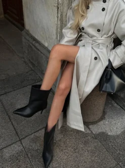 Trench-coat à col cheminée pour femme - Manteau crème croisé à épaules tombantes et ceinture - Vêtements d'extérieur printemps 2026 parfaits pour le bureau et le dîner