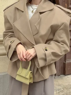 Trench-coat court kaki à ceinture pour femme - Veste croisée chic - Collection printemps 2026