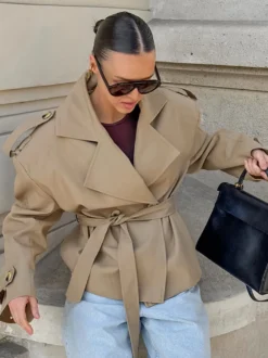 Trench-coat court kaki à ceinture pour femme - Veste croisée chic - Collection printemps 2026