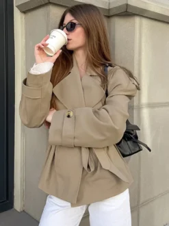 Trench-coat court kaki à ceinture pour femme - Veste croisée chic - Collection printemps 2026