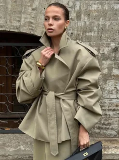 Trench-coat court pour femme - Coupe-vent court kaki chic à ceinture croisée - Vêtements d'extérieur décontractés pour le printemps et le bureau 2026