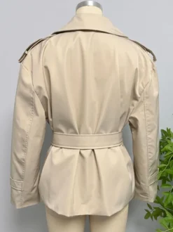 Trench-coat court pour femme - Veste coupe-vent élégante et cintrée avec ceinture - Vêtement d'extérieur idéal pour le printemps du bureau au restaurant - Collection printemps 2026