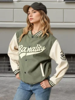 Veste de baseball à imprimé lettres et blocs de couleur col rayé coupe ample style universitaire vêtements streetwear pour femmes