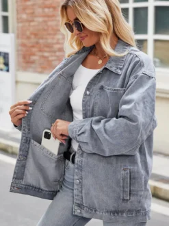 Veste en jean oversize vintage pour femme - Coupe ample revers et boutons - Style trucker - Collection printemps-été 2026