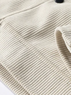 7. Veste en velours côtelé pour homme manches longues poches poitrine à rabat et poches latérales coupe-vent et durable style rétro
